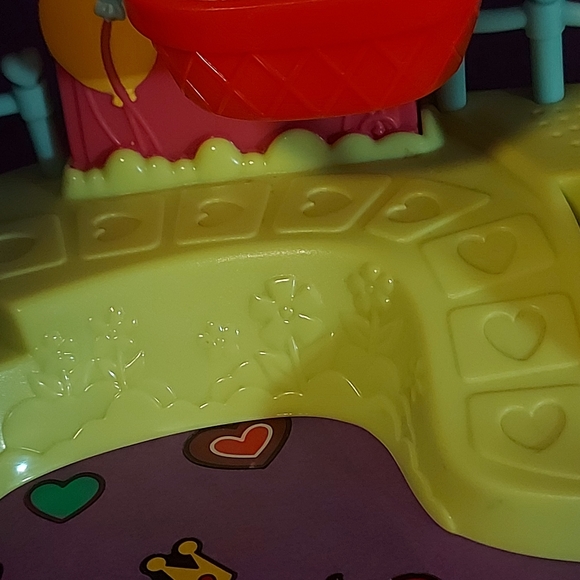 Ponyville Ferris Wheel - Picture 4 of 7